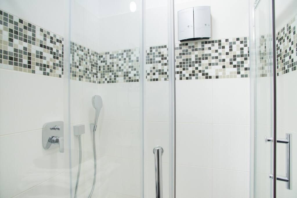 St.Roland Konventhof Apartment Riga Room photo