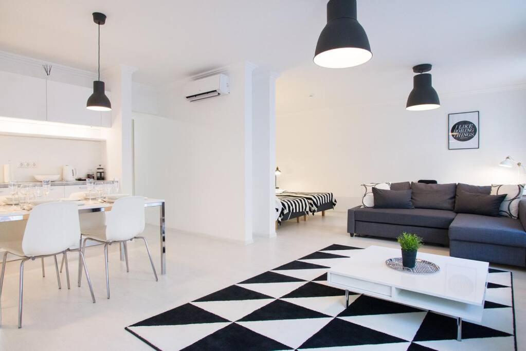 St.Roland Konventhof Apartment Riga Room photo