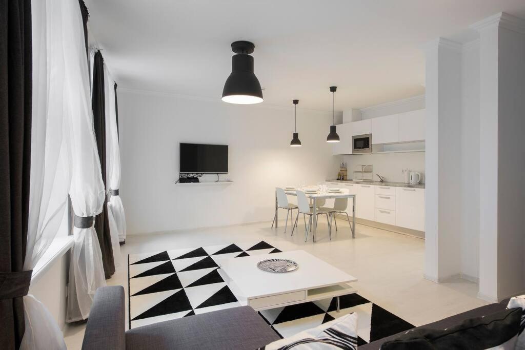 St.Roland Konventhof Apartment Riga Room photo
